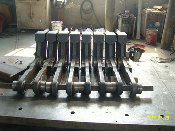 China OEM Excavator Spare Parts Alloy Steel Chassis Hanger For Automobile Body Construction supplier