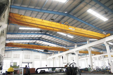 China LH Double Girder Electric Overhead Crane with Electric Hoist ,125 / 32t Rated Capacity supplier